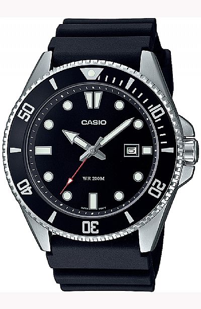 CASIO Collection Black Rubber Strap MDV-107-1A1VEF