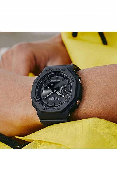  CASIO G-Shock Bluetooth Solar Black Rubber Chronograph GA-B2100-1A1ER