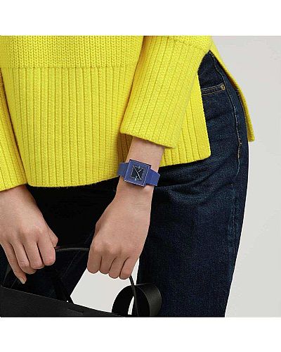 SWATCH Squarely Blacklight Blue Rubber Strap  SO34N700